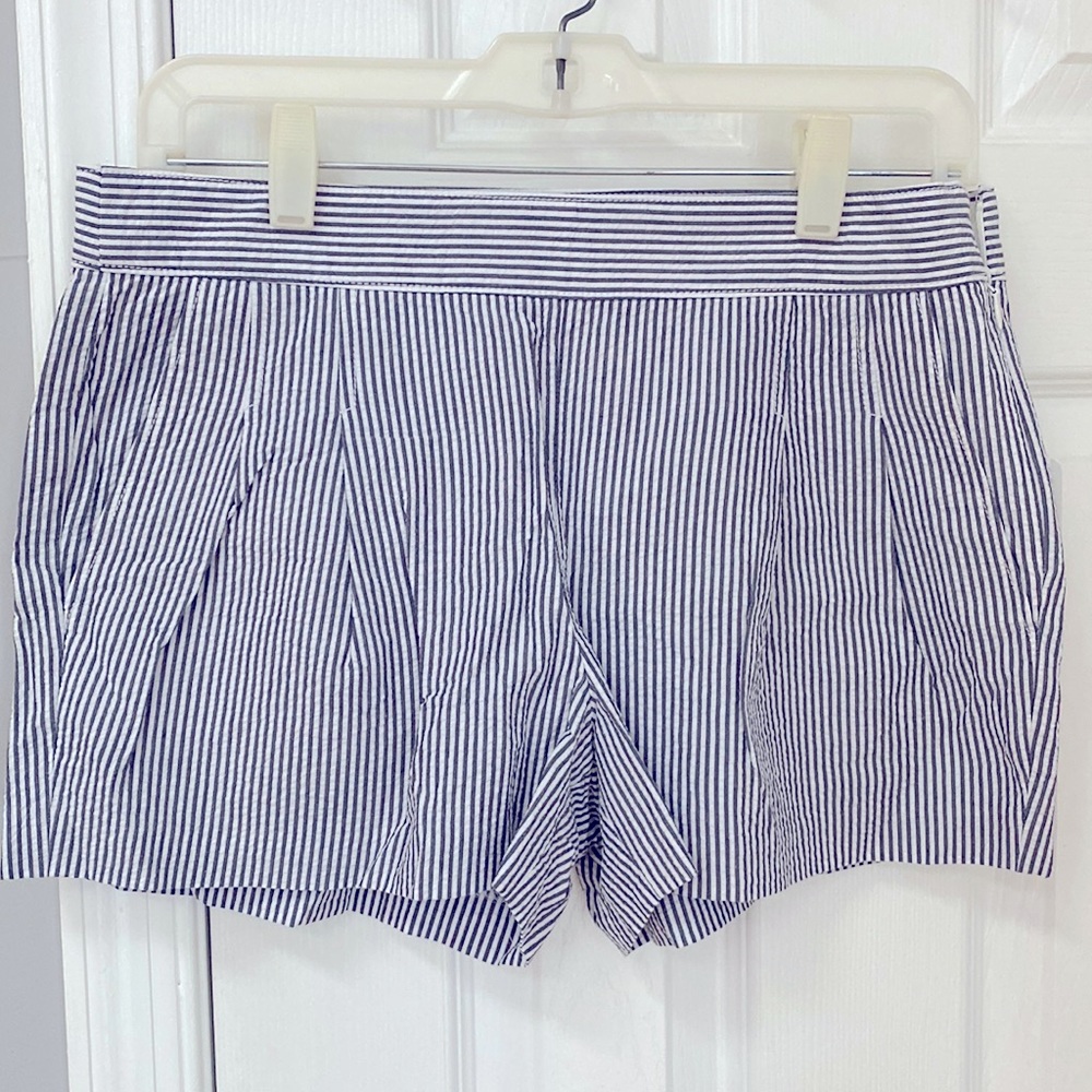 J.Crew women’s seersucker shorts size 4